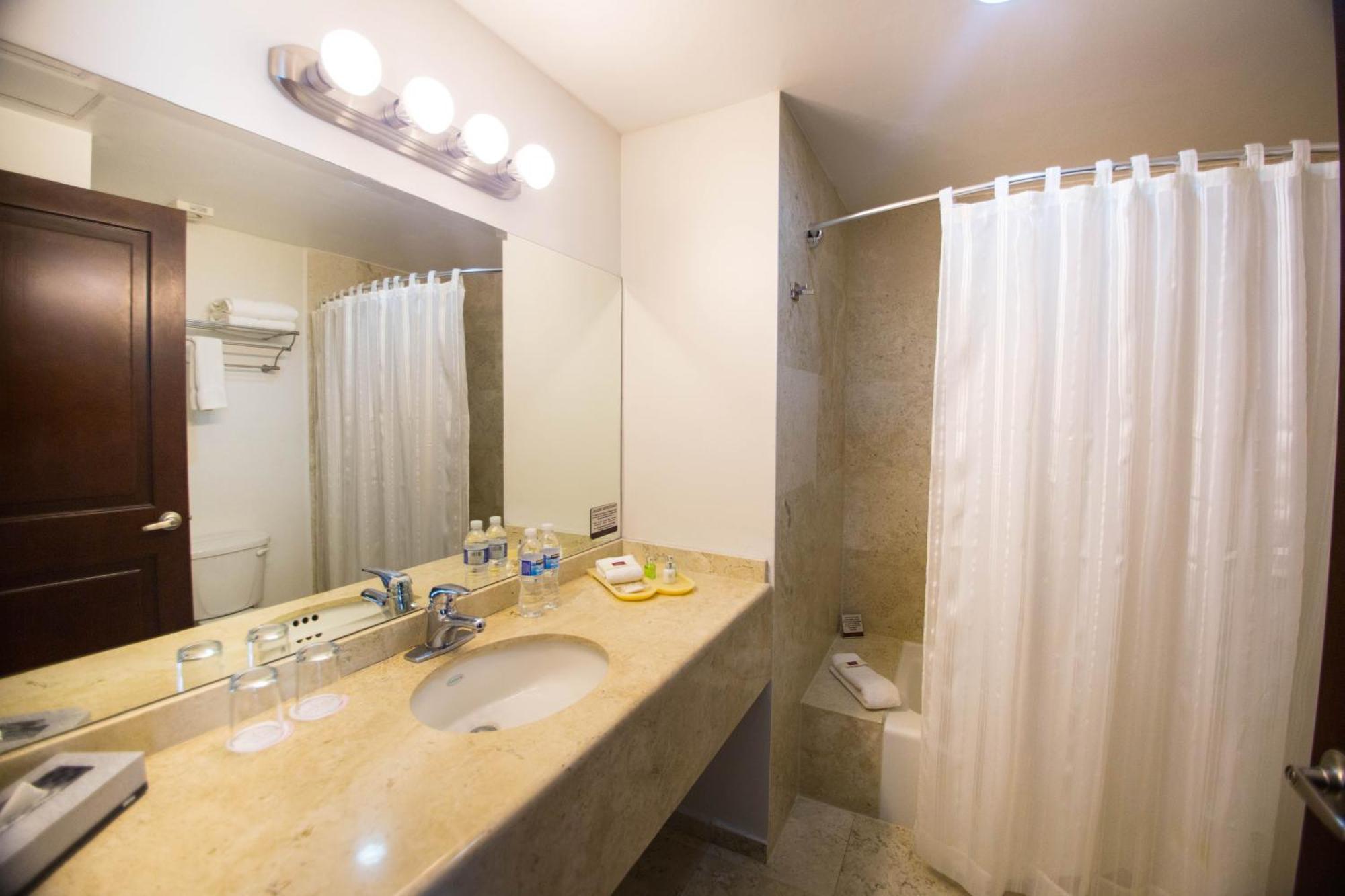 Hotel Ankara Lomas 4*